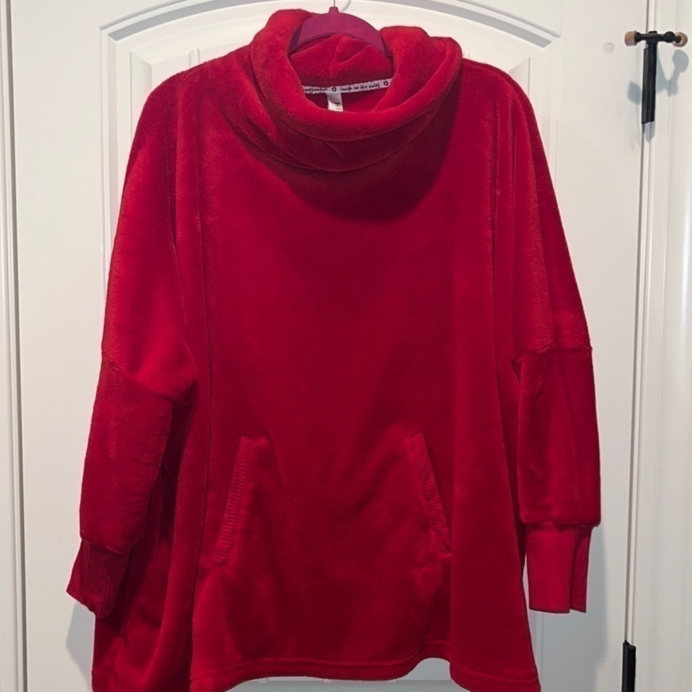 Soft cozy oversized plush red cowl neck loungewear sweatshirt fleece XL/1X